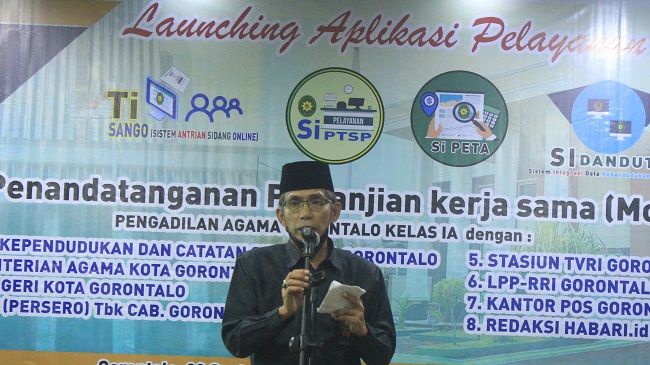 Ketua PA Gorontalo,  Drs. Abdul Samad, M.H. saat memberikan sambutan