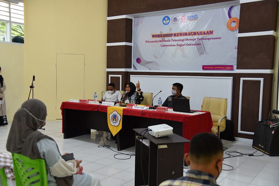 kegiatan wokshop kewirausaan UPT PKM Universitas Negeri Gorontalo, (Foto_Istimewa)