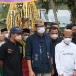 Menteri Pariwisata dan Ekonomi Kreatif Sandiaga Salahuddin Uno saat berkunjung ke tempat wisata desa Bubohu.