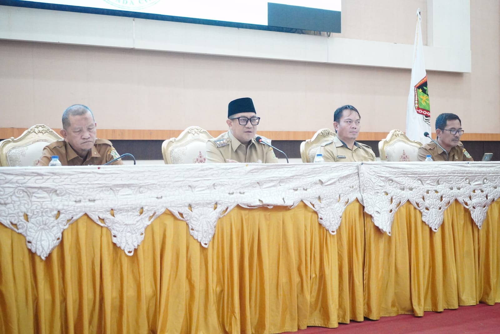 pemkot-gorontalo-bekali-100-pengemuda-getor-sampah