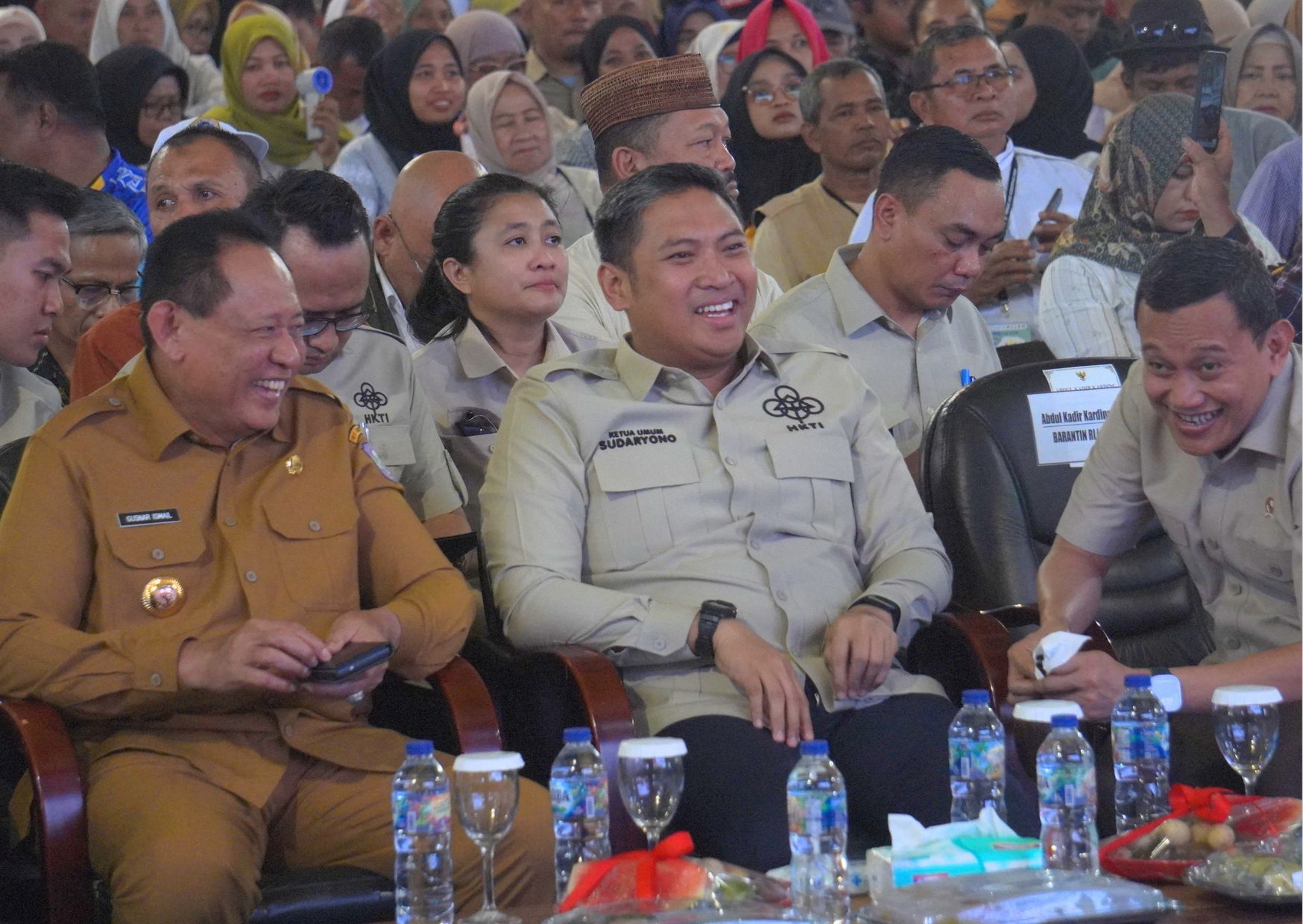 kopdar-tani-dan-nelayan-wamentan-sudaryono-puji-gubernur-gusnar