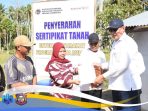gubernur-gusnar-realisasikan-program-presiden-ri-3-juta-rumah-layak-huni