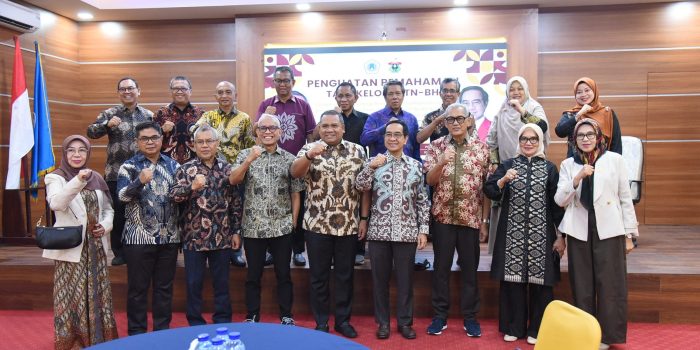 menuju-ptn-bh-ung-belajar-dari-unhas